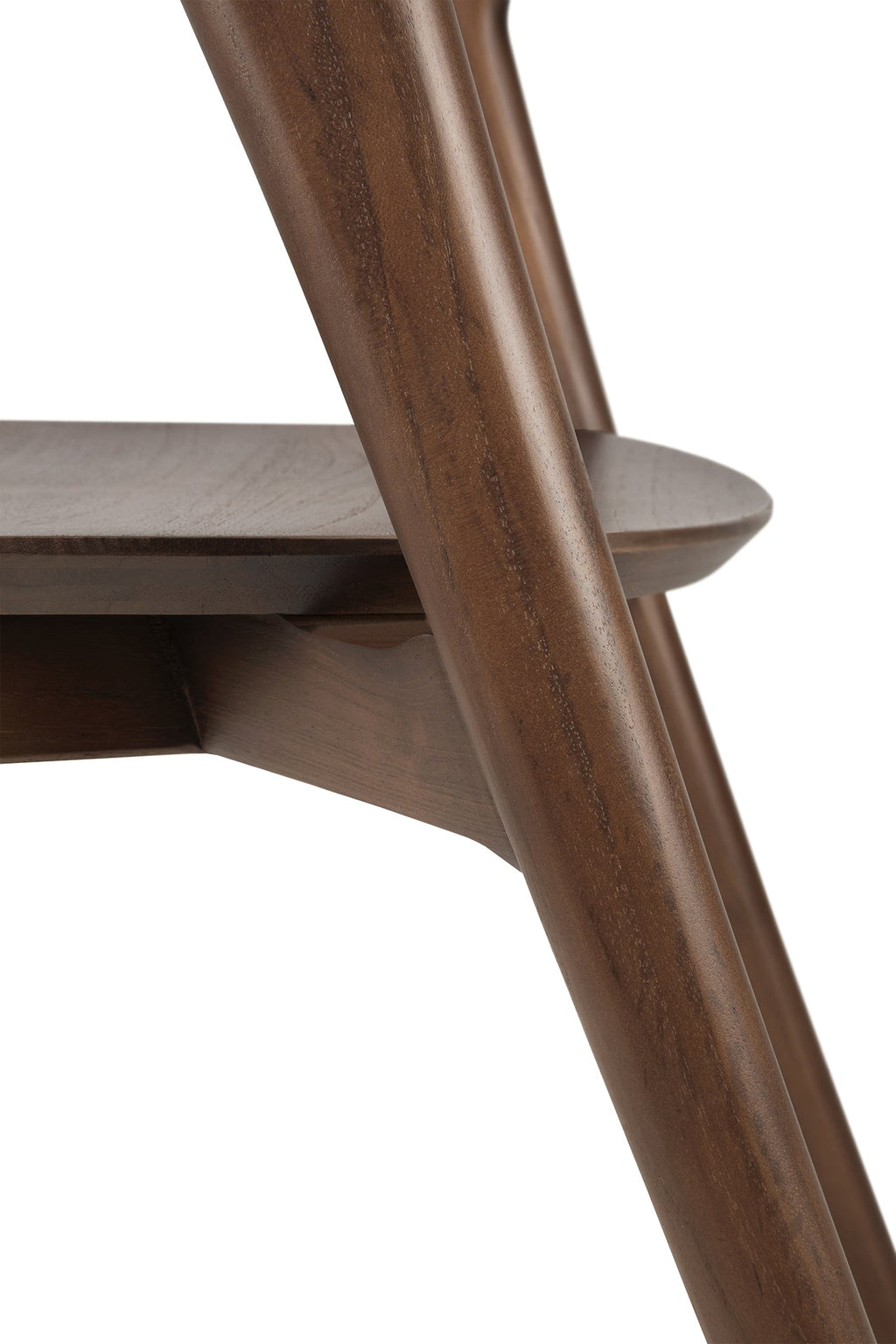 Chaise de salle à manger sculpturale en teck massif avec forme aérienne et gracieuse