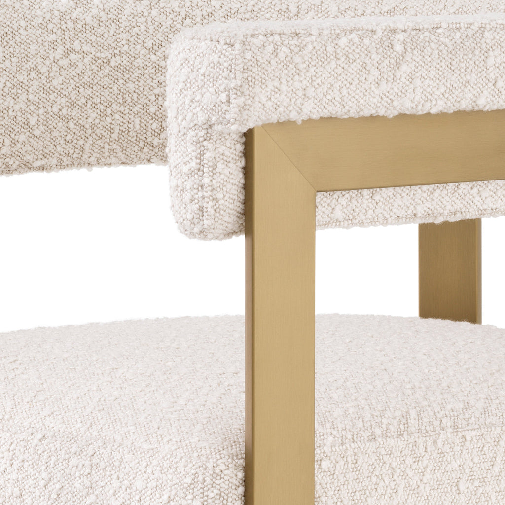 Tabouret de comptoir raffiné en boucle et laiton avec accoudoirs et siège rembourré pour cuisine et salle à manger