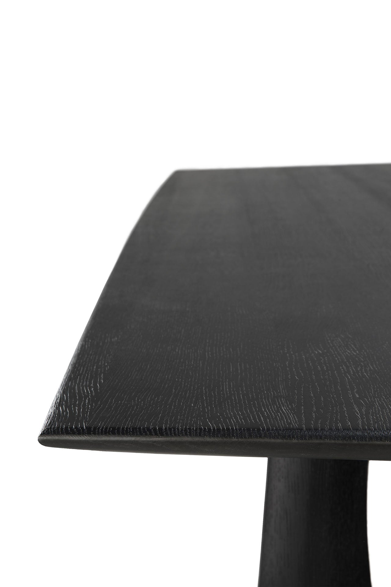Table à manger rectangulaire en chêne massif Statement avec bords adoucis pour salle à manger