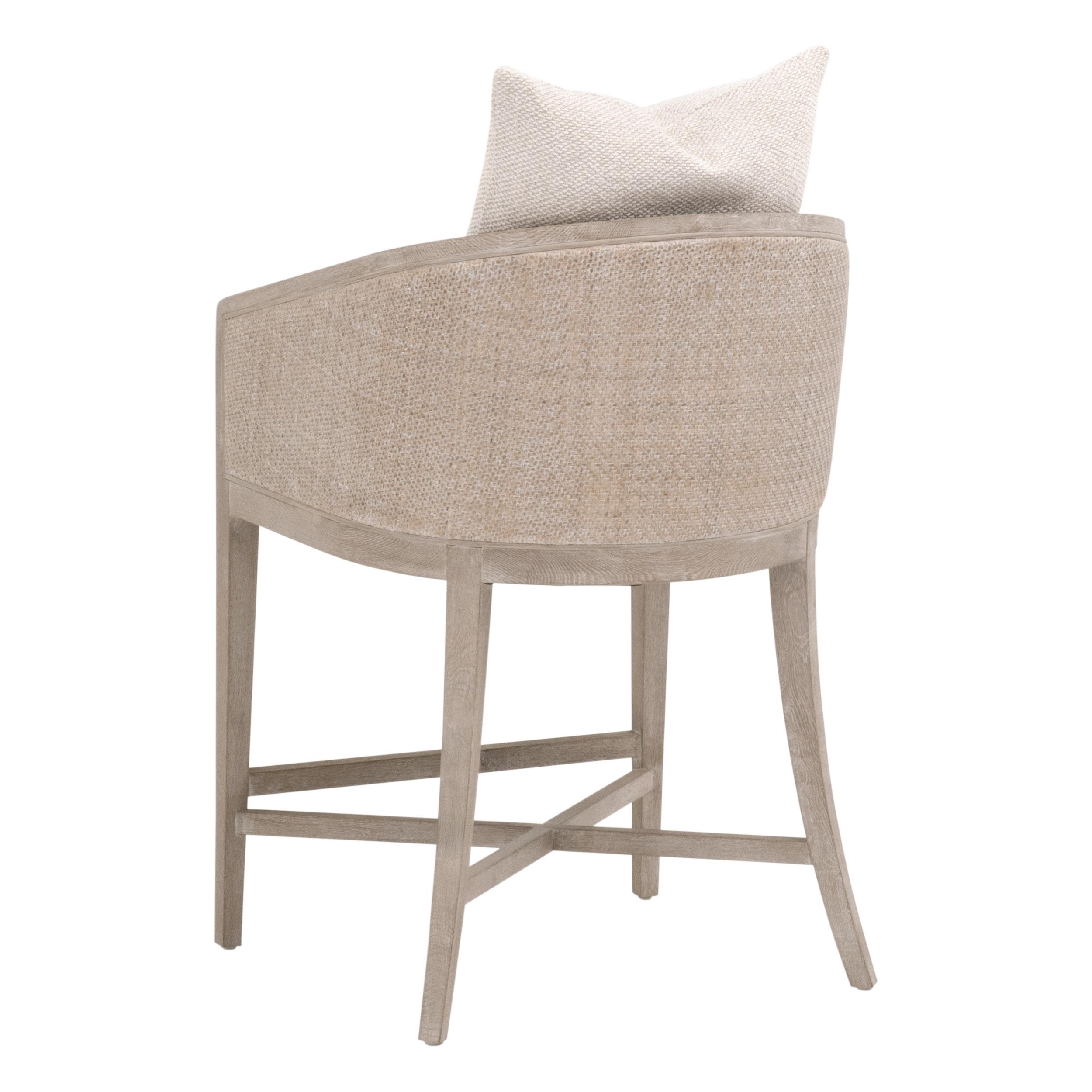 Tabouret de comptoir de transition en chêne et rotin avec entourage en cannage et coussin en duvet pour la cuisine et la salle à manger