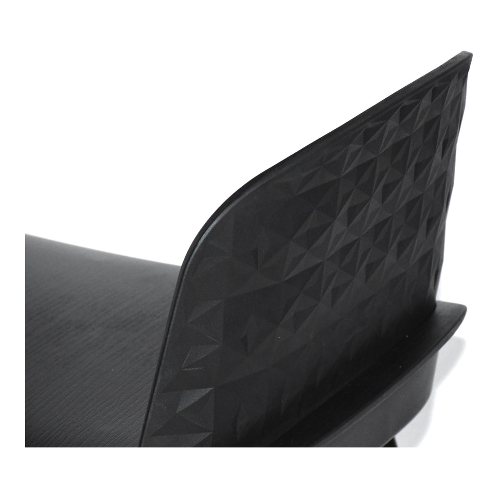 Tabouret de bar minimaliste en polypropylène et métal avec dossier bas et pieds fuselés pour cuisine et salle à manger